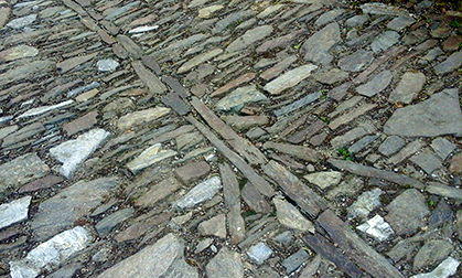 Kamenná dlažba