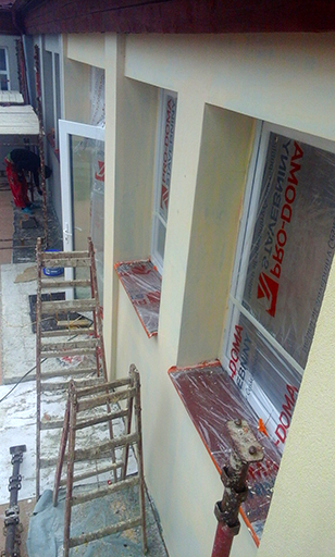 Průběh zateplování sálu a restaurace