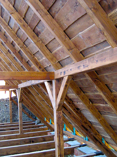 Historický (nový) krov