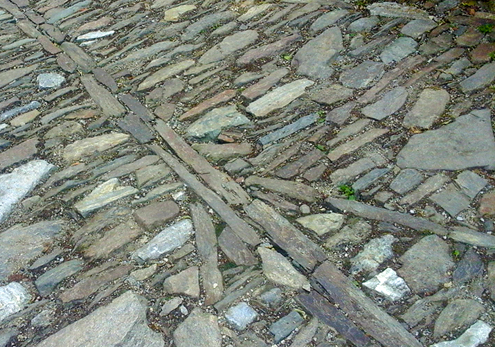 Kamenná historická dlažba